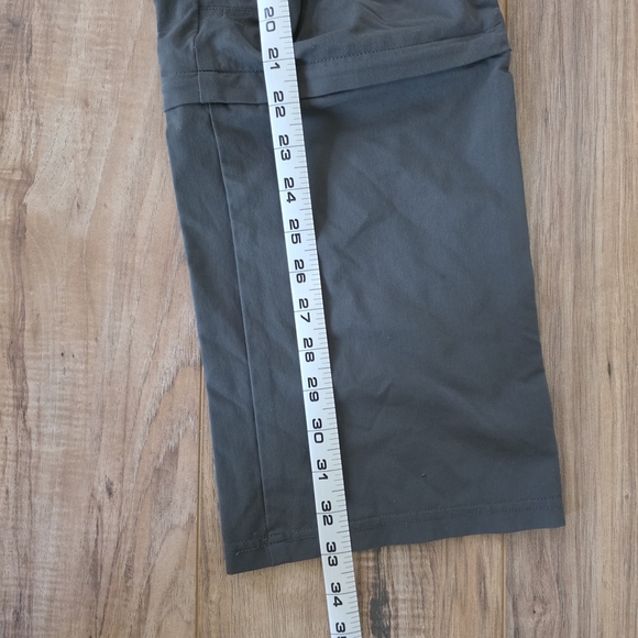 REI Gray Cargo Convertible Pants Durable Straight Leg Size 4P - Picture 12 of 12